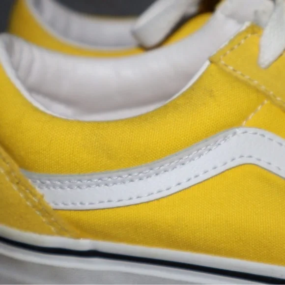 Vans Unisex Old Skool Shoes ‘Vibrant Yellow' - Picture 10 of 13